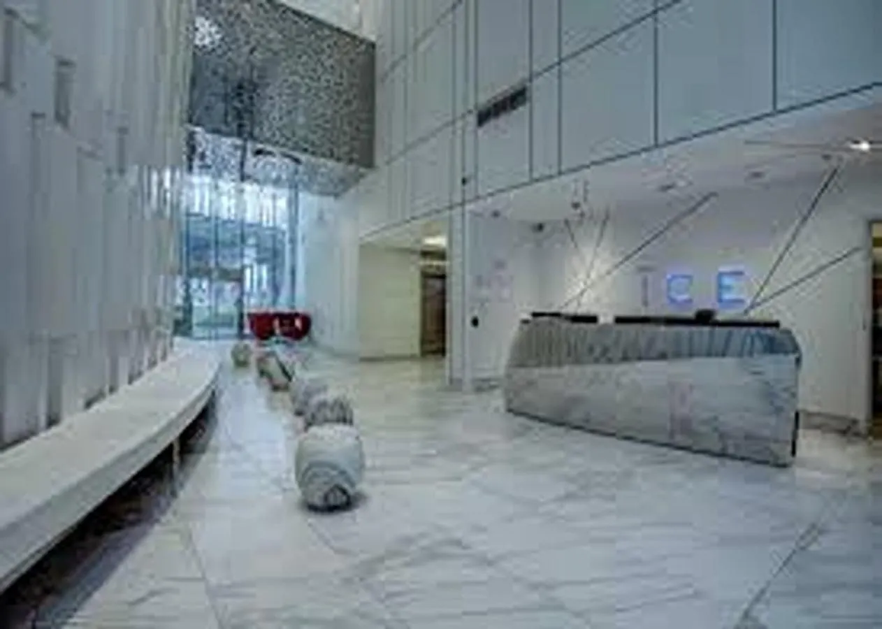 Hotel Comfort Opulence Suites Downtown High Floor Condo With Balcony City View Toronto